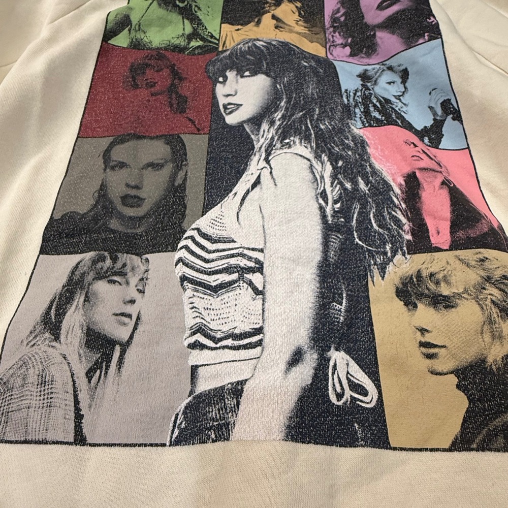 Taylor Swift The Eras Tour Official Merchandise Hooded Sweatshirt Size M Cream - Picture 12 of 14